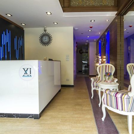Eleven Avenue Suites Bangkok Luaran gambar